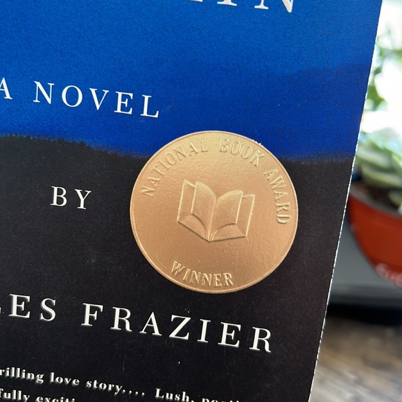 📚 4/$20 NOVEL: Cold Mountain by Charles Frazier - Picture 2 of 3